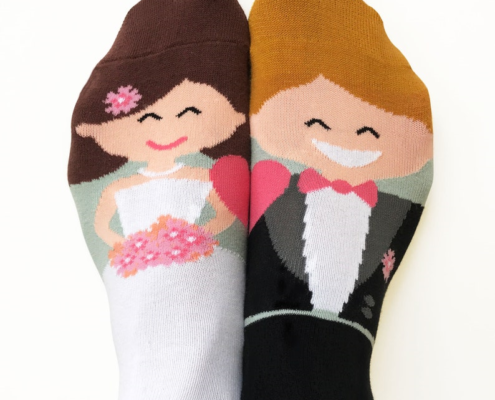 Madyes Socken mit Brautpaar